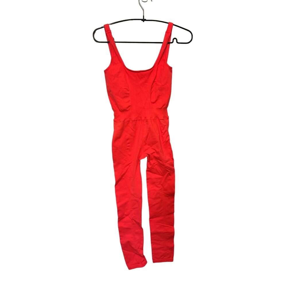 Free Movement One Piece Active wear Bodysuit  NWOT Size Medium